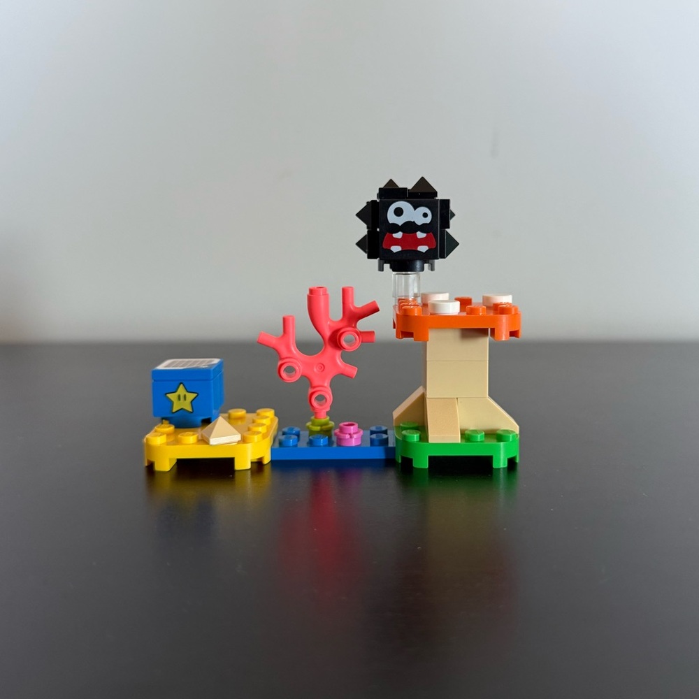 LEGO | 30389 - Fuzzy & Mushroom Platform - Expansion Set